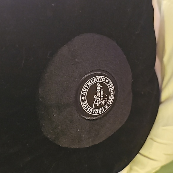 Disney Queen of Hearts - Picture 4 of 4